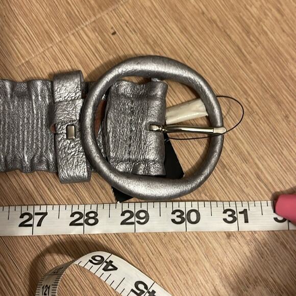HOBO Silver Elastic Ruffle Like Detail Belt SM - Picture 7 of 7